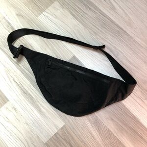 unisex baggu crescent fanny pack